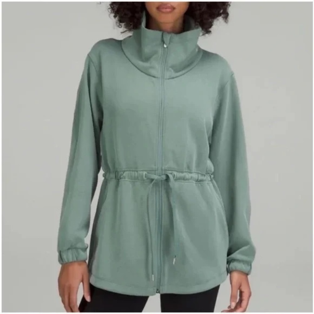 EUC Lululemon Cinch-Waist Softstreme Jacket, Tidewater Teal